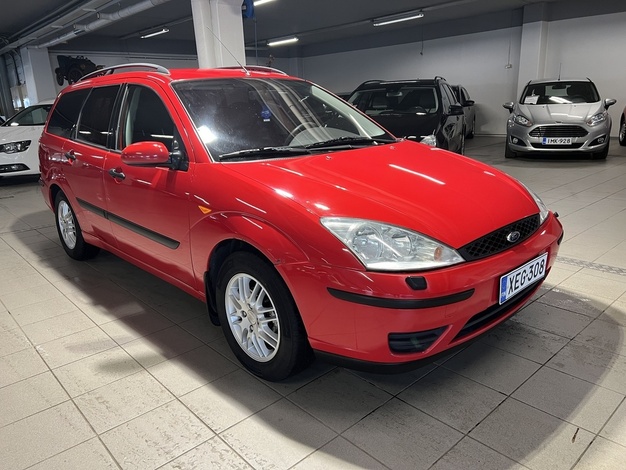 Ford Focus 1,6i 100hv Comfort Wagon, vm. 2004, 235 tkm (2 / 12)