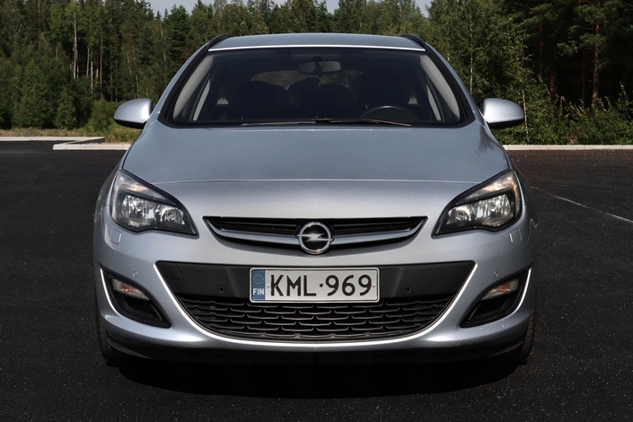 Opel Astra Sports Tourer Enjoy 1,4 Turbo ecoFLEX Start/Stop 88kW MT6, vm. 2014, 175 tkm (3 / 19)