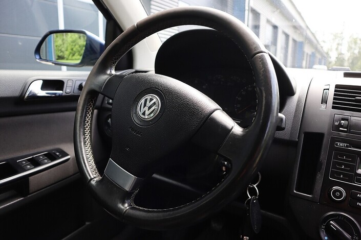 Volkswagen Polo United 1,4 TDI 59 kW 4d, vm. 2009, 296 tkm (7 / 11)