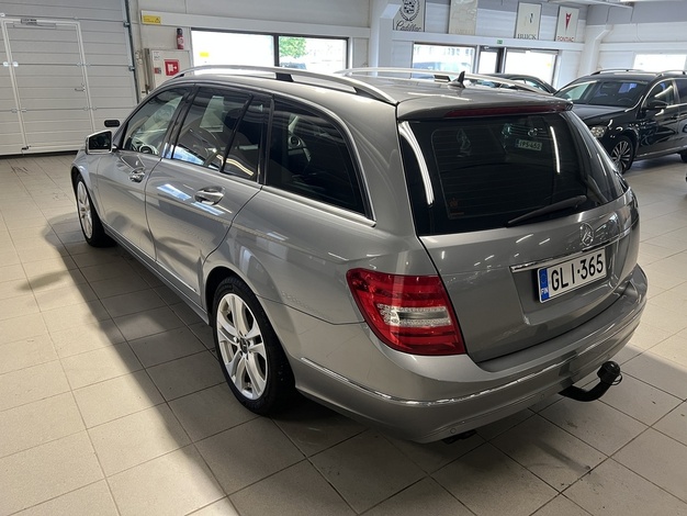 Mercedes-Benz C 200 CDI BE T, vm. 2011, 406 tkm (5 / 8)
