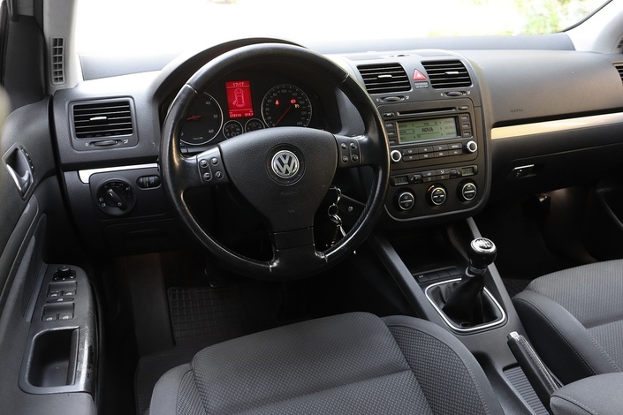 Volkswagen Golf 2,0 TDI 103 kW PowerDiesel 4MOTION Sportline 4d, vm. 2006, 278 tkm (8 / 19)