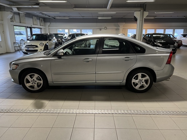Volvo S40 D3 Classic, vm. 2012, 254 tkm (5 / 11)