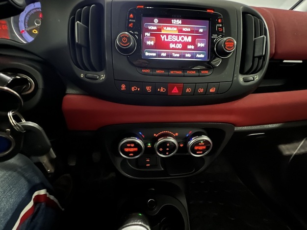 Fiat 500L Easy 1,4 95hv Bensiini, vm. 2014, 185 tkm (10 / 13)