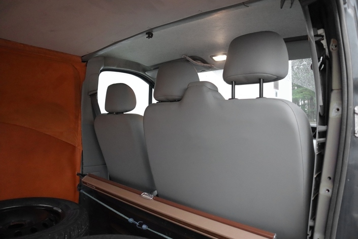 Nissan Primastar 1,9 dCi 82 L2H1, vm. 2005, 224 tkm (17 / 22)