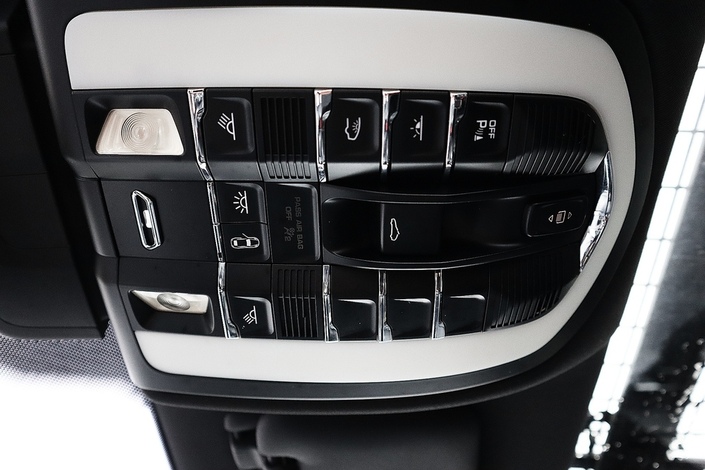 Porsche Cayenne Diesel Tiptronic 3.0, vm. 2012, 388 tkm (29 / 36)