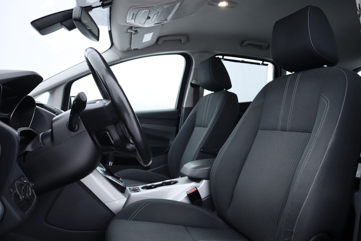 Ford C-Max 2,0 TDCi 163 hv PowerShift autom. Titanium A6 5-ovinen, vm. 2011, 272 tkm (12 / 27)