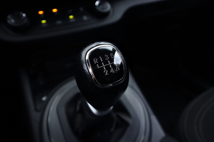 Kia Sportage 1,6 ISG Urban LX EcoDynamics, vm. 2012, 123 tkm (14 / 24)