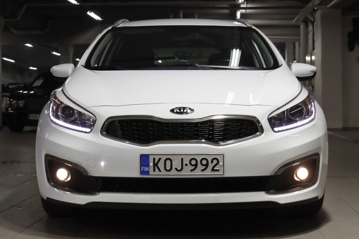 Kia cee'd 1,0 ISG 100hv Edition 7 SW EcoDynamics, vm. 2017, 84 tkm (2 / 20)