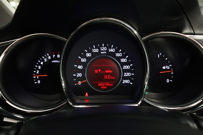 Kia cee'd 1,0 ISG 100hv Edition 7 SW EcoDynamics, vm. 2017, 84 tkm (9 / 20)