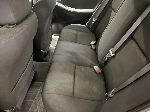 Toyota Corolla 1,6 VVT-i Linea Sol 4ov, vm. 2005, 222 tkm (8 / 13)