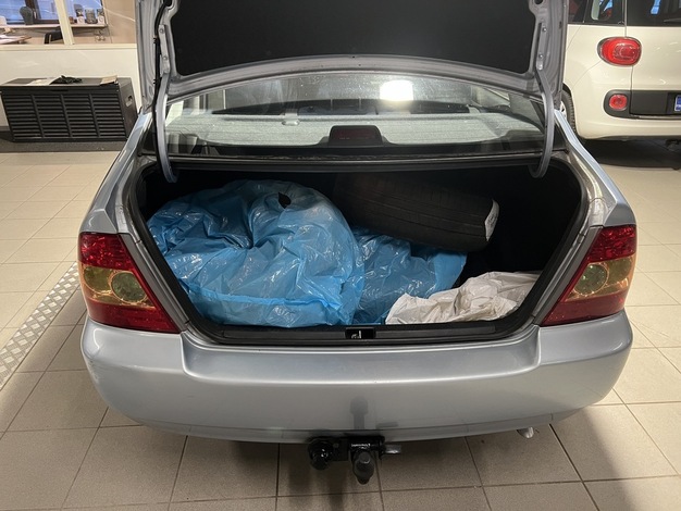 Toyota Corolla 1,6 VVT-i Linea Sol 4ov, vm. 2005, 222 tkm (9 / 13)