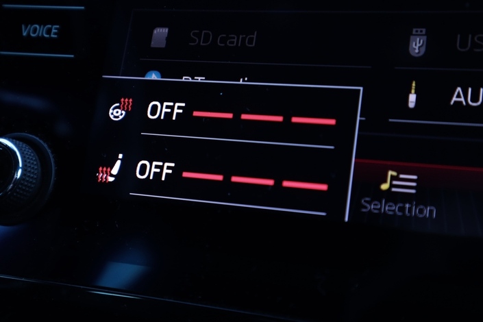 Skoda Octavia Combi 2,0 TDI 184 4x4 RS DSG Autom., vm. 2018, 385 tkm (13 / 26)