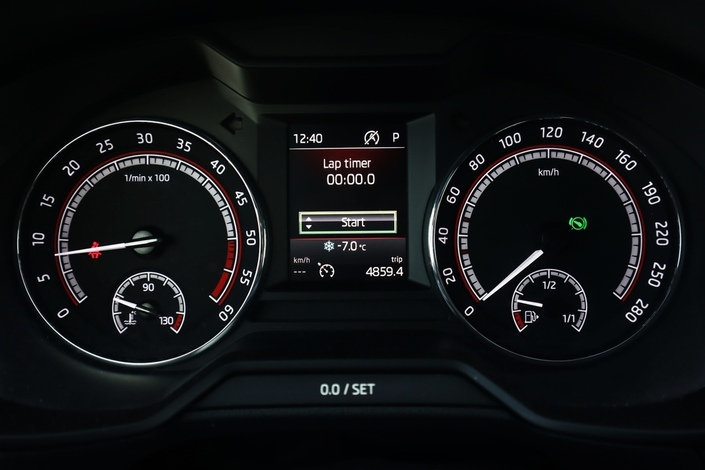 Skoda Octavia Combi 2,0 TDI 184 4x4 RS DSG Autom., vm. 2018, 385 tkm (15 / 26)