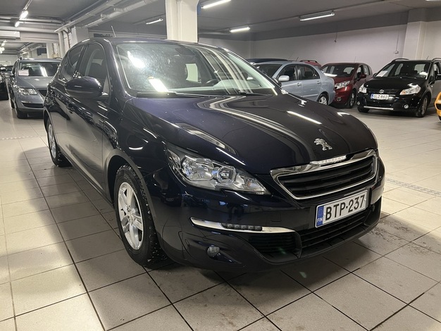 Peugeot 308 Active PureTech 130, vm. 2015, 120 tkm (2 / 14)