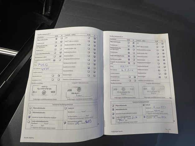 Volkswagen Golf Comfortline 1,4 TSI 90 kW 4-ovinen, vm. 2011, 101 tkm (17 / 21)