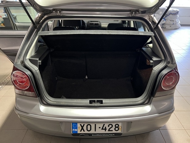 Volkswagen Polo Comfortline 1,4 59 kW 4d, vm. 2007, 153 tkm (8 / 9)