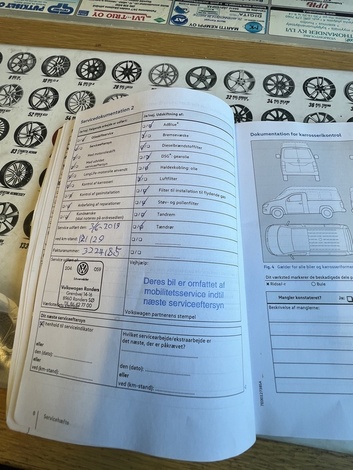 Volkswagen Transporter umpipakettiauto 2,0 TDI 103 kW EU5, vm. 2016, 270 tkm (24 / 34)