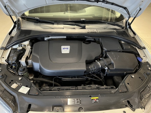 Volvo V70 D5 AWD Summum aut, vm. 2011, 432 tkm (16 / 23)
