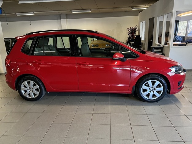Volkswagen Golf Sportsvan Comfortline 1,6 TDI 81 kW (110 hv) BlueMotion Technology DSG-automaatti, vm. 2015, 250 tkm (3 / 22)