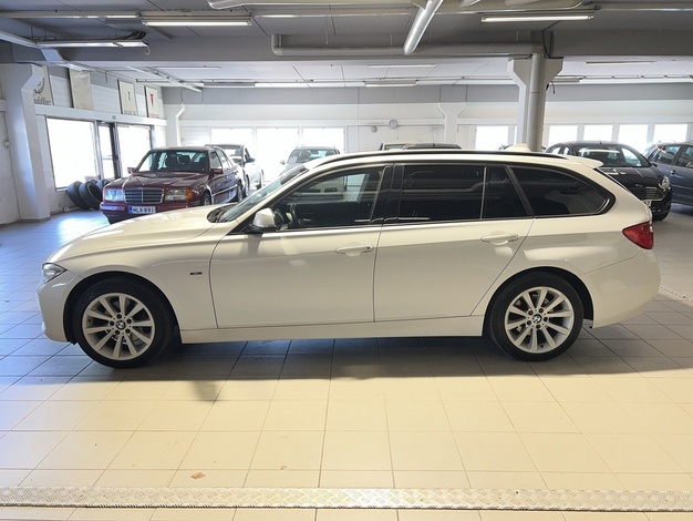 BMW 320 TwinPower Turbo A xDrive F31 Touring Sport Line Automatic, vm. 2013, 285 tkm (6 / 10)