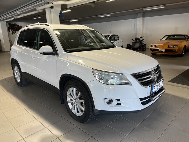 Volkswagen Tiguan Sport & Style 1,4 TSI 110 kW 4MOTION, vm. 2010, 235 tkm (2 / 20)