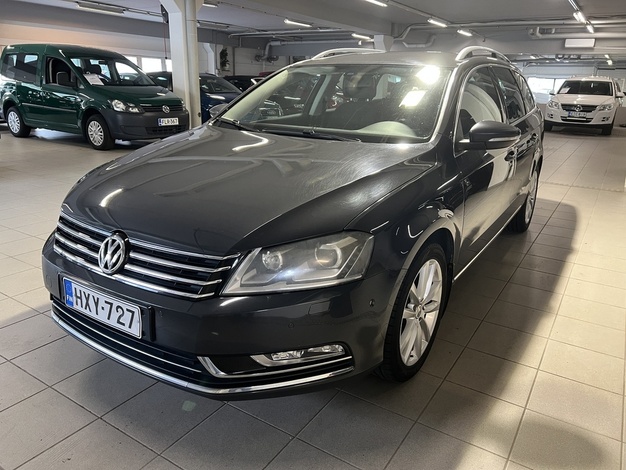 Volkswagen Passat Variant Highline 1,8 TSI 118 kW (160 hv) DSG-automaatti, vm. 2011, 199 tkm (1 / 24)