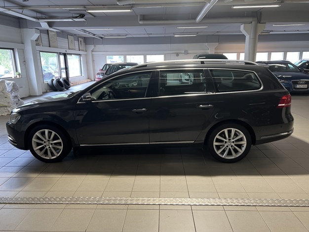 Volkswagen Passat Variant Highline 1,8 TSI 118 kW (160 hv) DSG-automaatti, vm. 2011, 199 tkm (6 / 24)
