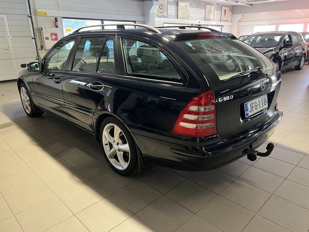 Mercedes-Benz C 180T Kompressor A, vm. 2003, 252 tkm (5 / 16)