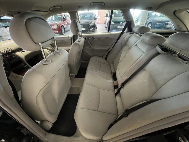Mercedes-Benz C 180T Kompressor A, vm. 2003, 252 tkm (8 / 16)